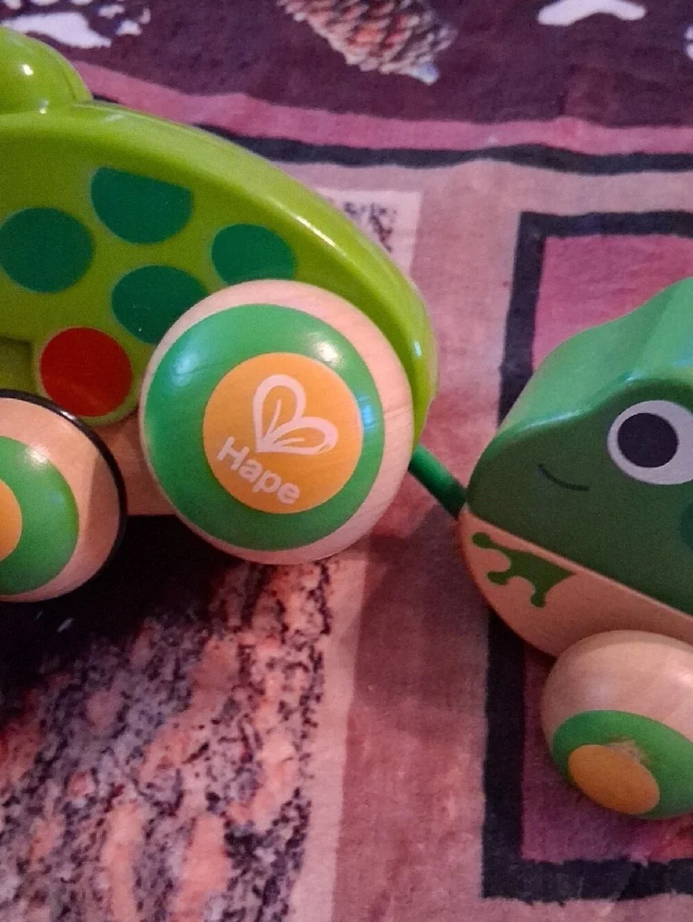Wooden Pull-Along Frog Train Toy - Green and Gray